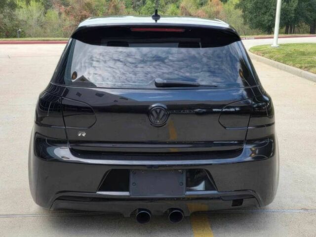 Черный Фольксваген Гольф, объемом двигателя 2 л и пробегом 83 тыс. км за 1900 $, фото 4 на Automoto.ua