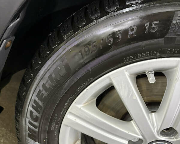 Чорний Фольксваген Гольф, об'ємом двигуна 1.97 л та пробігом 225 тис. км за 12300 $, фото 12 на Automoto.ua