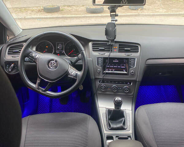 Чорний Фольксваген Гольф, об'ємом двигуна 1.6 л та пробігом 206 тис. км за 10000 $, фото 13 на Automoto.ua