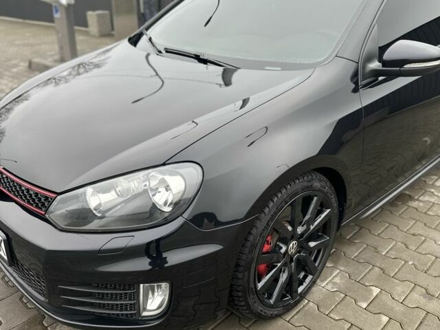 Черный Фольксваген Гольф, объемом двигателя 2 л и пробегом 200 тыс. км за 12000 $, фото 7 на Automoto.ua