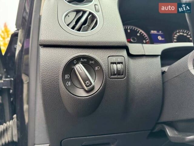 Чорний Фольксваген Гольф, об'ємом двигуна 1.6 л та пробігом 174 тис. км за 11990 $, фото 16 на Automoto.ua