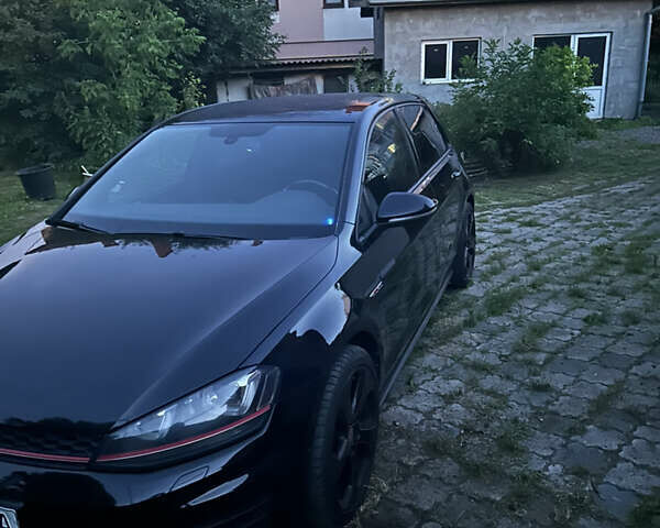 Черный Фольксваген Гольф, объемом двигателя 1.98 л и пробегом 170 тыс. км за 14100 $, фото 42 на Automoto.ua