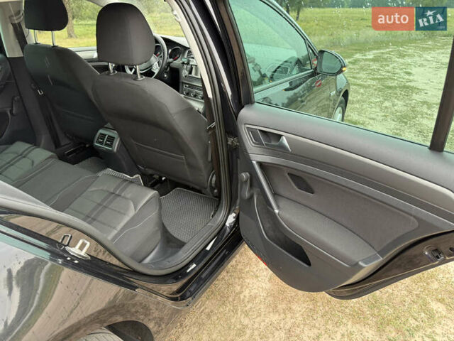 Черный Фольксваген Гольф, объемом двигателя 1.6 л и пробегом 248 тыс. км за 8700 $, фото 20 на Automoto.ua
