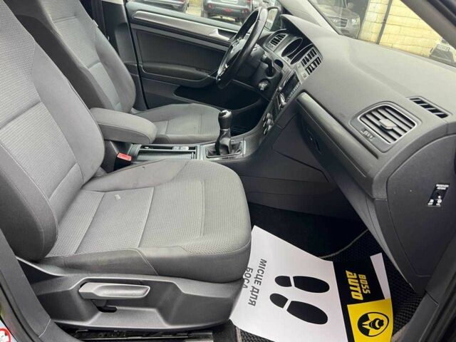 Черный Фольксваген Гольф, объемом двигателя 1.6 л и пробегом 186 тыс. км за 12700 $, фото 17 на Automoto.ua