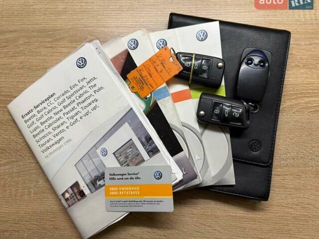 Черный Фольксваген Гольф, объемом двигателя 1.2 л и пробегом 185 тыс. км за 9700 $, фото 22 на Automoto.ua