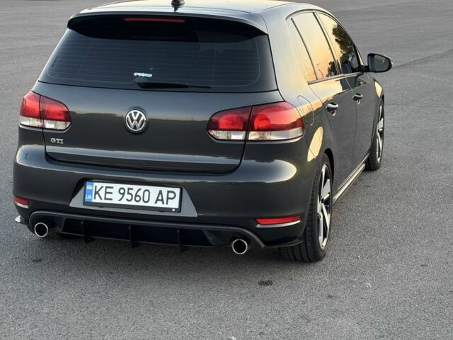 Чорний Фольксваген Гольф, об'ємом двигуна 2 л та пробігом 210 тис. км за 10999 $, фото 2 на Automoto.ua