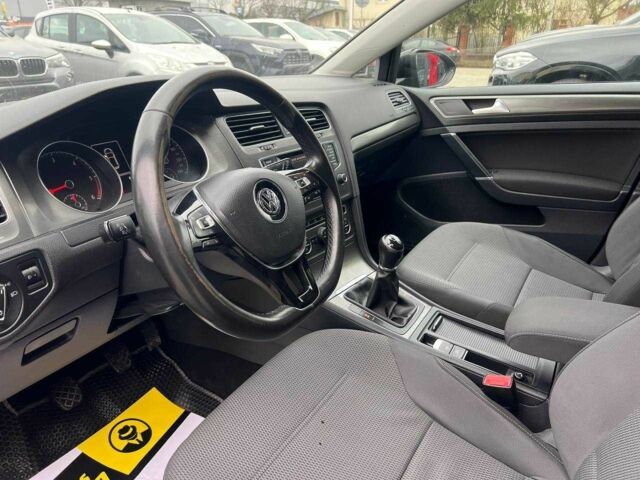 Черный Фольксваген Гольф, объемом двигателя 1.6 л и пробегом 186 тыс. км за 12700 $, фото 10 на Automoto.ua