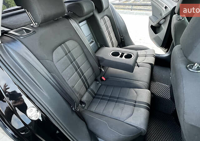 Черный Фольксваген Гольф, объемом двигателя 1.6 л и пробегом 258 тыс. км за 10300 $, фото 58 на Automoto.ua