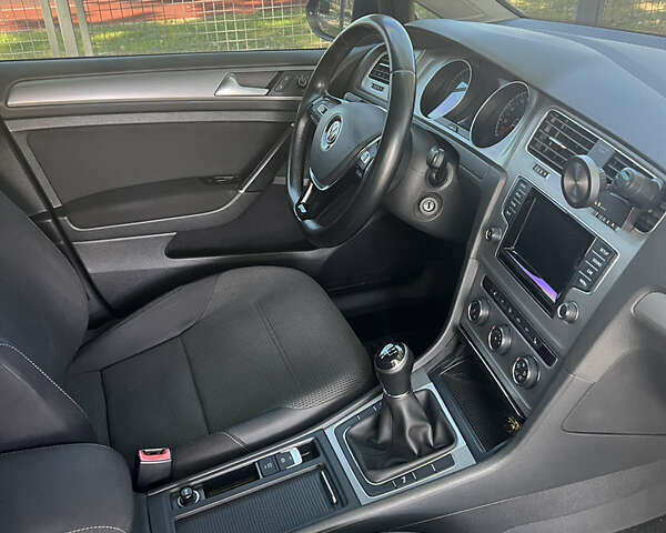 Чорний Фольксваген Гольф, об'ємом двигуна 1.6 л та пробігом 240 тис. км за 11600 $, фото 13 на Automoto.ua