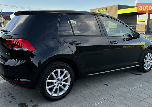 Черный Фольксваген Гольф, объемом двигателя 1.6 л и пробегом 258 тыс. км за 10300 $, фото 27 на Automoto.ua