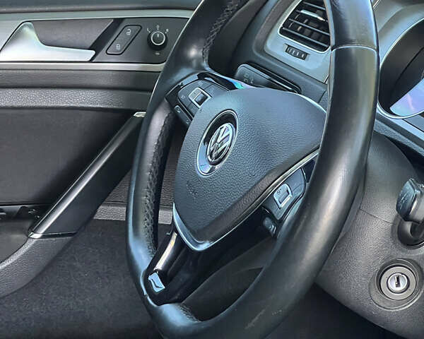 Чорний Фольксваген Гольф, об'ємом двигуна 1.6 л та пробігом 240 тис. км за 11600 $, фото 14 на Automoto.ua