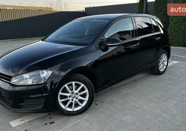 Черный Фольксваген Гольф, объемом двигателя 1.6 л и пробегом 258 тыс. км за 10300 $, фото 4 на Automoto.ua