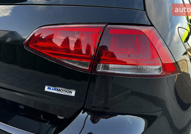 Черный Фольксваген Гольф, объемом двигателя 1.6 л и пробегом 258 тыс. км за 10300 $, фото 20 на Automoto.ua