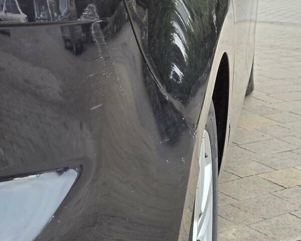 Черный Фольксваген Гольф, объемом двигателя 1.97 л и пробегом 284 тыс. км за 12500 $, фото 11 на Automoto.ua