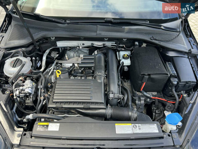 Черный Фольксваген Гольф, объемом двигателя 1.4 л и пробегом 203 тыс. км за 12200 $, фото 55 на Automoto.ua