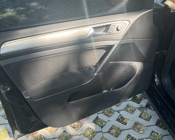 Чорний Фольксваген Гольф, об'ємом двигуна 1.6 л та пробігом 240 тис. км за 11600 $, фото 26 на Automoto.ua