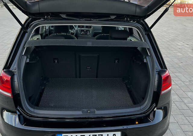 Черный Фольксваген Гольф, объемом двигателя 1.6 л и пробегом 258 тыс. км за 10300 $, фото 54 на Automoto.ua