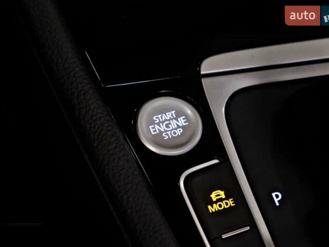 Черный Фольксваген Гольф, объемом двигателя 1.97 л и пробегом 74 тыс. км за 16900 $, фото 31 на Automoto.ua