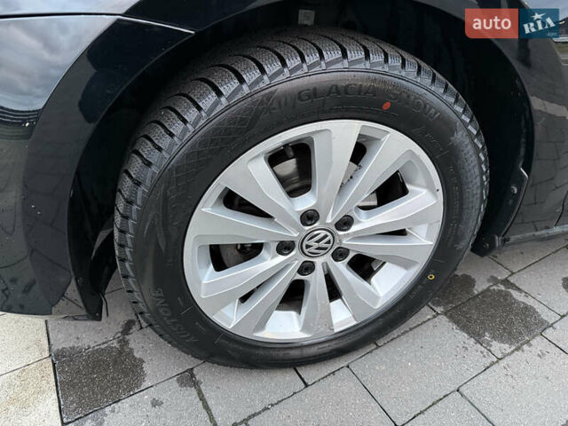 Чорний Фольксваген Гольф, об'ємом двигуна 1.6 л та пробігом 244 тис. км за 11200 $, фото 22 на Automoto.ua