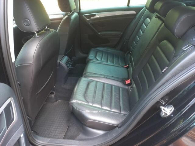 Черный Фольксваген Гольф, объемом двигателя 0 л и пробегом 126 тыс. км за 8900 $, фото 13 на Automoto.ua