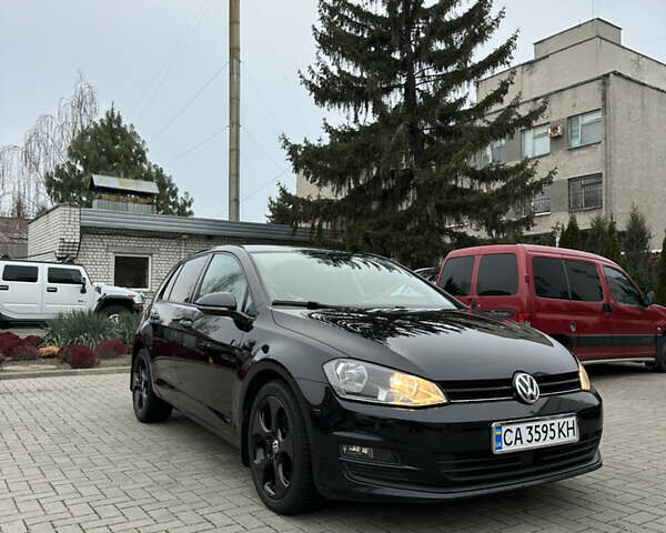 Черный Фольксваген Гольф, объемом двигателя 1.6 л и пробегом 299 тыс. км за 11500 $, фото 1 на Automoto.ua