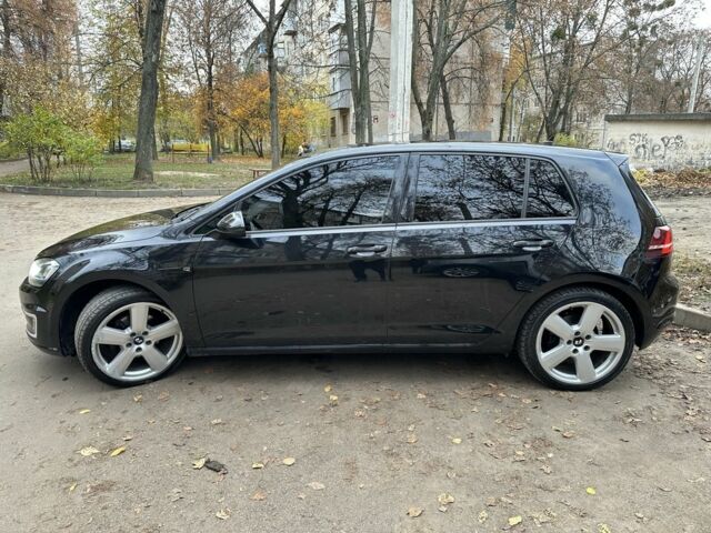 Черный Фольксваген Гольф, объемом двигателя 0 л и пробегом 105 тыс. км за 9600 $, фото 7 на Automoto.ua