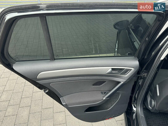 Чорний Фольксваген Гольф, об'ємом двигуна 1.6 л та пробігом 244 тис. км за 11200 $, фото 37 на Automoto.ua