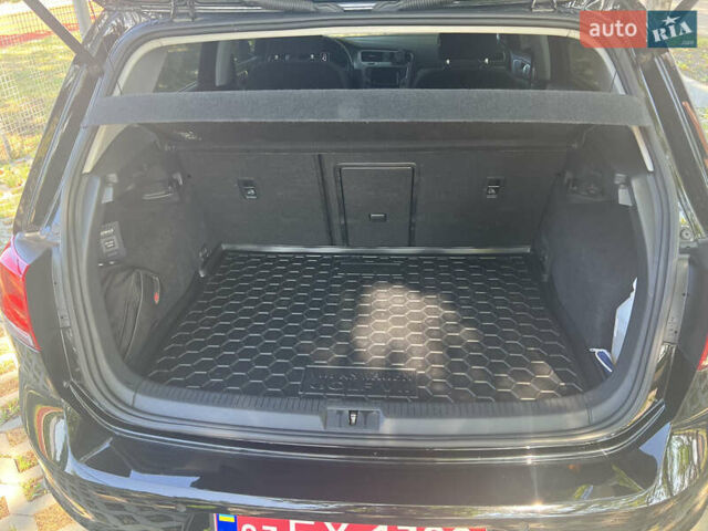 Чорний Фольксваген Гольф, об'ємом двигуна 1.6 л та пробігом 240 тис. км за 11600 $, фото 35 на Automoto.ua