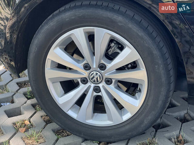 Чорний Фольксваген Гольф, об'ємом двигуна 1.6 л та пробігом 240 тис. км за 11600 $, фото 34 на Automoto.ua