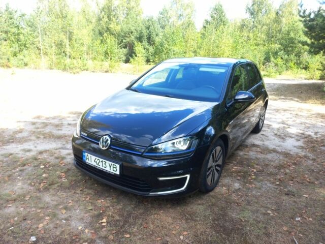 Черный Фольксваген Гольф, объемом двигателя 0 л и пробегом 126 тыс. км за 8900 $, фото 1 на Automoto.ua