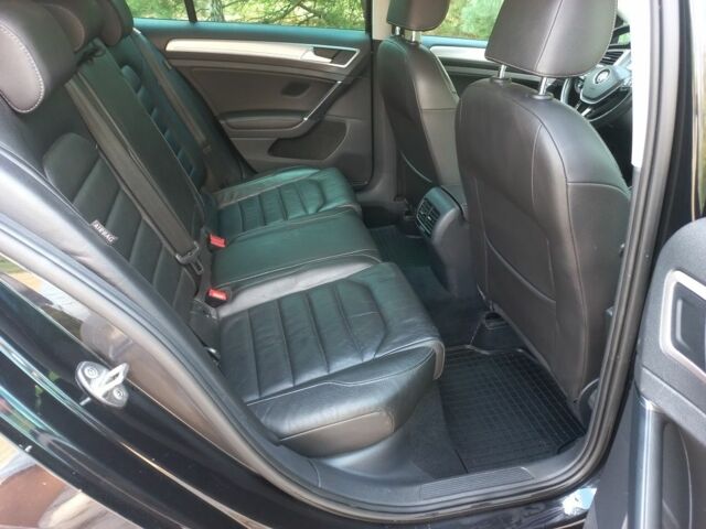 Черный Фольксваген Гольф, объемом двигателя 0 л и пробегом 126 тыс. км за 8900 $, фото 14 на Automoto.ua