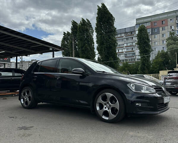 Черный Фольксваген Гольф, объемом двигателя 1.6 л и пробегом 299 тыс. км за 11500 $, фото 5 на Automoto.ua