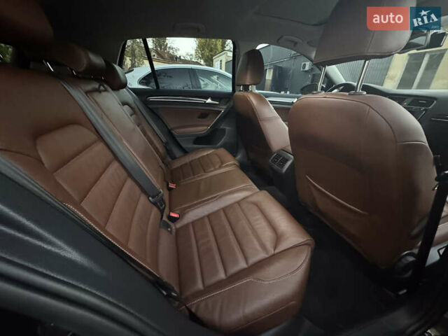 Черный Фольксваген Гольф, объемом двигателя 1.97 л и пробегом 74 тыс. км за 16900 $, фото 23 на Automoto.ua