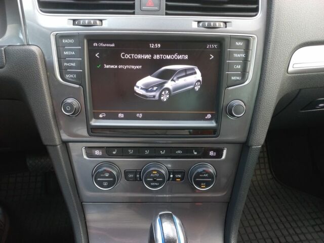 Черный Фольксваген Гольф, объемом двигателя 0 л и пробегом 126 тыс. км за 8900 $, фото 17 на Automoto.ua