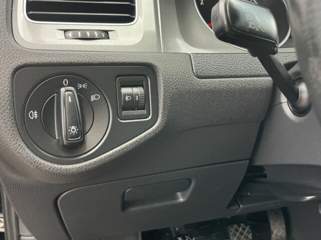 Чорний Фольксваген Гольф, об'ємом двигуна 1.6 л та пробігом 257 тис. км за 10800 $, фото 20 на Automoto.ua