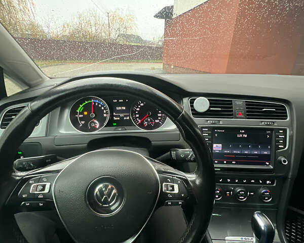 Черный Фольксваген Гольф, объемом двигателя 0 л и пробегом 148 тыс. км за 8500 $, фото 15 на Automoto.ua