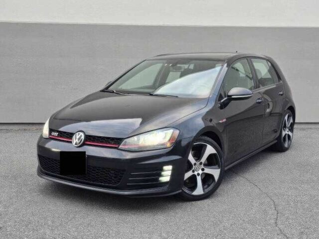 Черный Фольксваген Гольф, объемом двигателя 2 л и пробегом 122 тыс. км за 4000 $, фото 3 на Automoto.ua