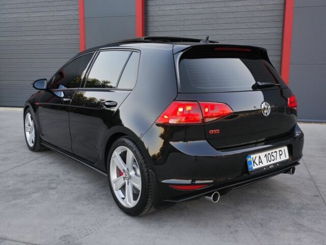 Чорний Фольксваген Гольф, об'ємом двигуна 2 л та пробігом 153 тис. км за 12900 $, фото 3 на Automoto.ua