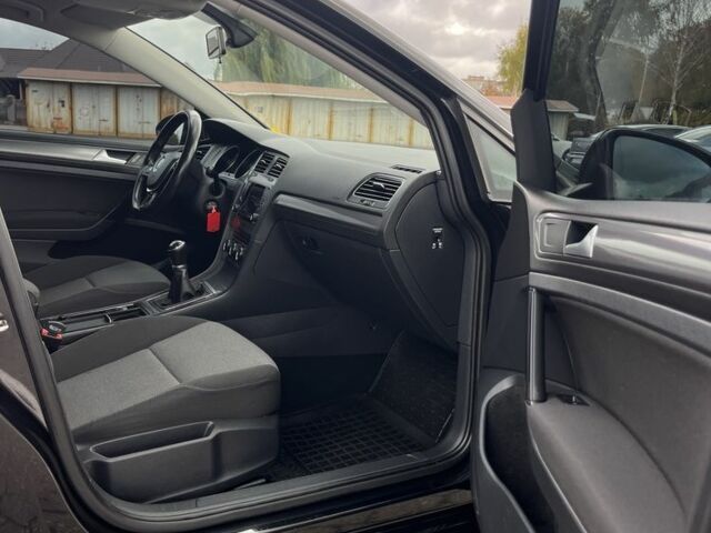 Чорний Фольксваген Гольф, об'ємом двигуна 1.6 л та пробігом 257 тис. км за 10800 $, фото 13 на Automoto.ua