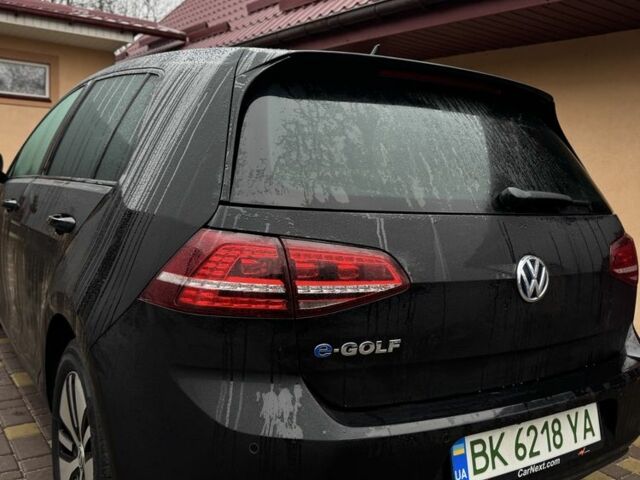 Черный Фольксваген Гольф, объемом двигателя 0 л и пробегом 136 тыс. км за 8300 $, фото 9 на Automoto.ua