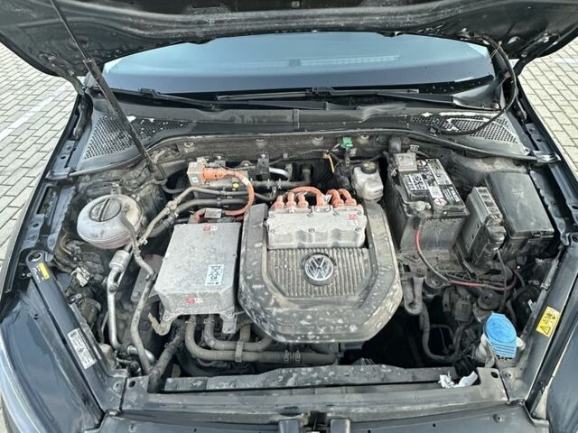 Чорний Фольксваген Гольф, об'ємом двигуна 0 л та пробігом 112 тис. км за 8600 $, фото 7 на Automoto.ua