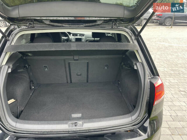 Черный Фольксваген Гольф, объемом двигателя 1.8 л и пробегом 169 тыс. км за 12500 $, фото 4 на Automoto.ua