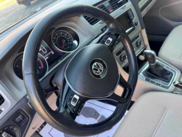 Фольксваген Гольф 2015 в Черновцах на Automoto.ua Черный Фольксваген Гольф, объемом двигателя 2 л и пробегом 79 тыс. км за 4900 $, фото 6 на Automoto.ua