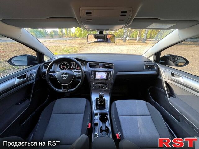 Чорний Фольксваген Гольф, об'ємом двигуна 1.6 л та пробігом 257 тис. км за 10500 $, фото 9 на Automoto.ua