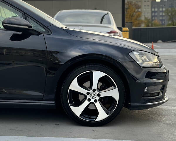 Черный Фольксваген Гольф, объемом двигателя 1.97 л и пробегом 145 тыс. км за 17000 $, фото 9 на Automoto.ua