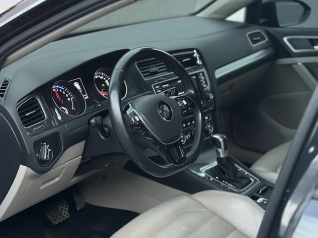 Фольксваген Гольф 2015 у Межгорье на Automoto.ua Чорний Фольксваген Гольф, об'ємом двигуна 0 л та пробігом 133 тис. км за 9799 $, фото 7 на Automoto.ua