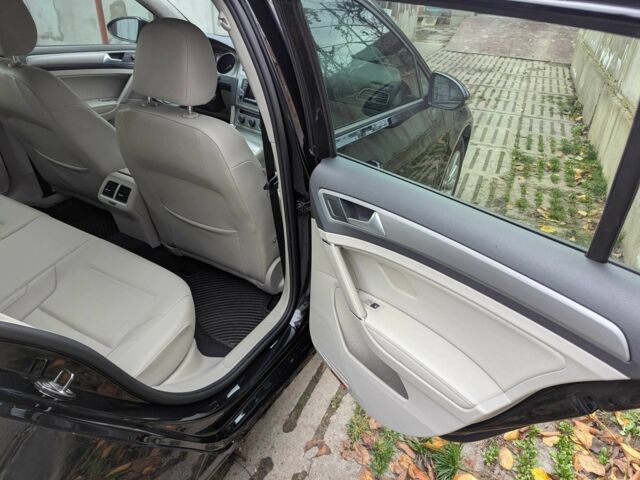 Черный Фольксваген Гольф, объемом двигателя 2 л и пробегом 95 тыс. км за 14200 $, фото 17 на Automoto.ua