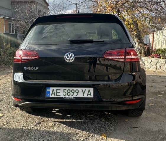 Черный Фольксваген Гольф, объемом двигателя 0 л и пробегом 125 тыс. км за 9700 $, фото 3 на Automoto.ua