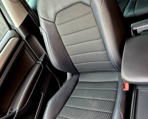 Фольксваген Гольф 2015 в Сваляве на Automoto.ua Черный Фольксваген Гольф, объемом двигателя 1.97 л и пробегом 253 тыс. км за 15500 $, фото 49 на Automoto.ua