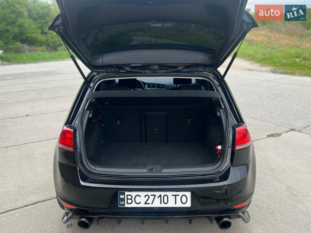 Черный Фольксваген Гольф, объемом двигателя 1.6 л и пробегом 274 тыс. км за 9950 $, фото 7 на Automoto.ua